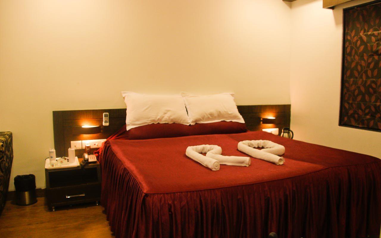 Hotel Rajashree Palace Siliguri Exteriör bild